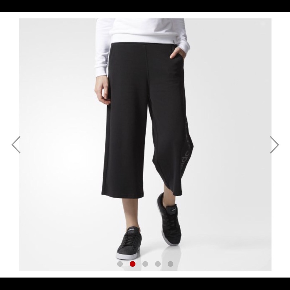 Adidias wide leg culottes Size Med